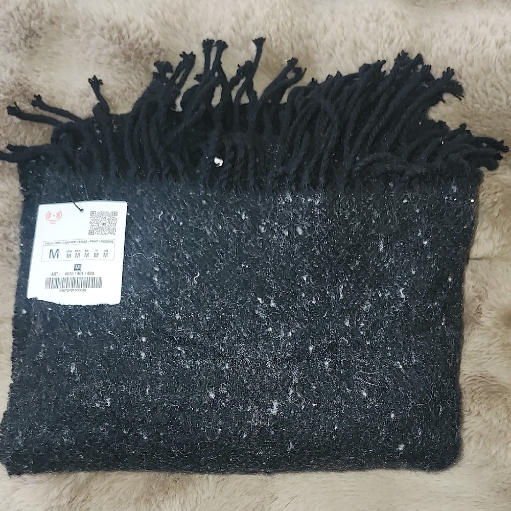 Zara Black Textured Scarf with Fringe